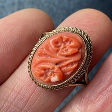 Vintage 9ct gold Carved coral