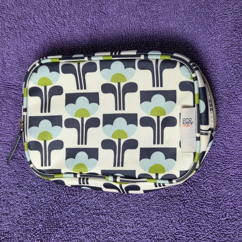 Orla kiely target makeup - makeup, bag