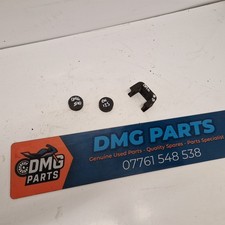 Genuine Suzuki EN125 EN GS 125cc Petrol Fuel Tank Mounting Rubber Bobbins 