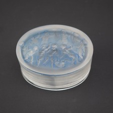 Rene Lalique blue stained Amours box C1919 -  Rare model