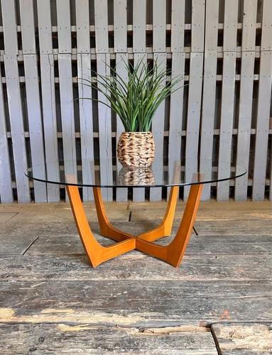 Teak crossed leg - crossed, top