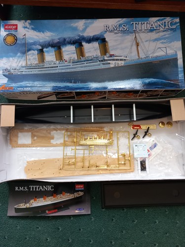 Academy rms titanic 400 - academy, 1/400