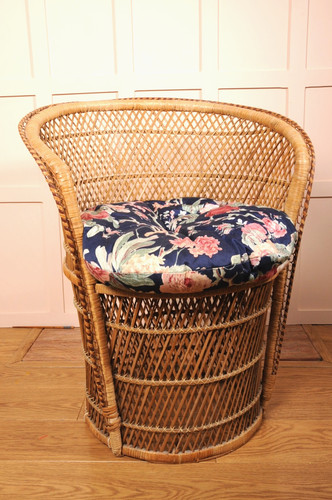 Vintage chair 1970 barrel - chair,