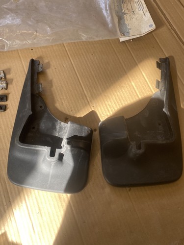Genuine polo mud flaps - 00,