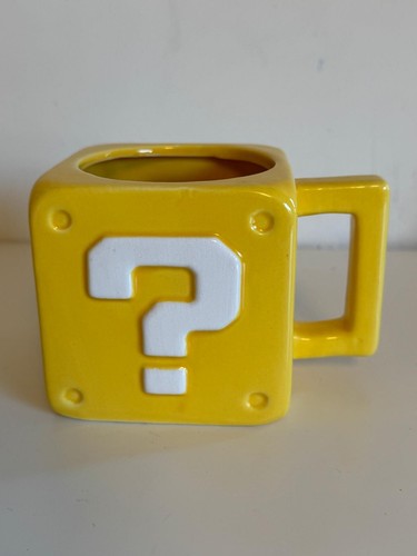 Super mario yellow 2017 - yellow,