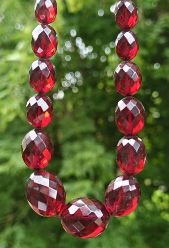 Vintage cherry amber - amber, bakelite