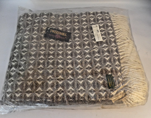 Woven wool throw tweedmill - woven,