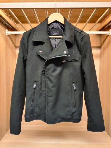 Black tag zara man coat - tag,