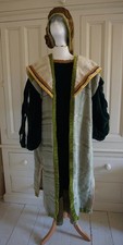 Fancy Dress Costume *Tudor *Medieval *King Henry 8th *Green Velvet Tunic & Cloak