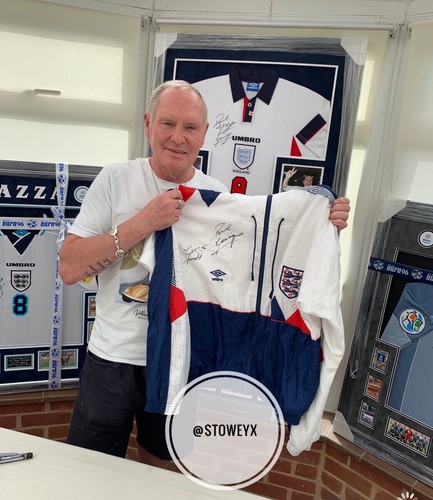 Paul gascoigne signed - paul,