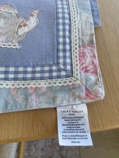 4 x Vintage style Laura Ashley Shabby Chic flower cotton place/table mats floral