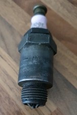 VINTAGE LODGE SPARK PLUG     Model LCV