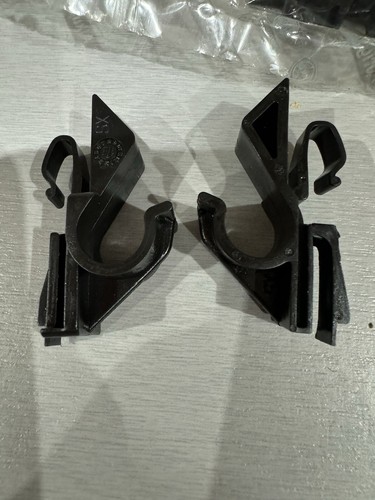 Rear parcel shelf clip fiat - rear,