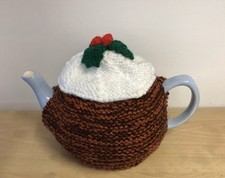 Hand Knitted Christmas Pudding Style Tea Cosy Medium 4cup Pot