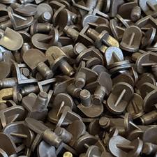 5MM SHELF SUPPORT PEGS PLUG IN