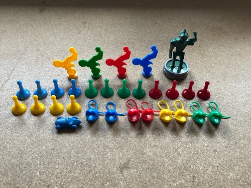 Bundle gaming pieces - pieces, spares