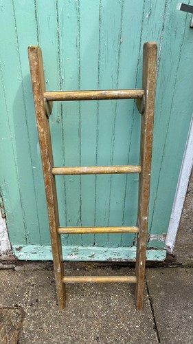 Vintage wooden step ladder - wooden,