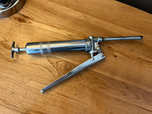 Vintage grease gun untested - -,