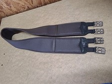 Wintec Waffle Weave, Shaped, girth, Brown ,54”..(ref. 448R)