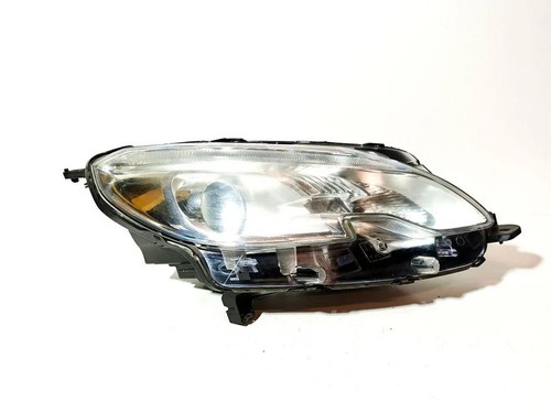 Peugeot 2008 front right - 2008,