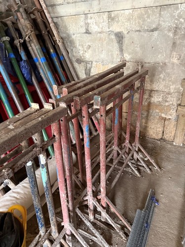 Used builders trestles - , 3