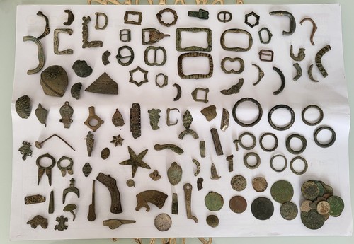 Metal detecting finds - detecting, job