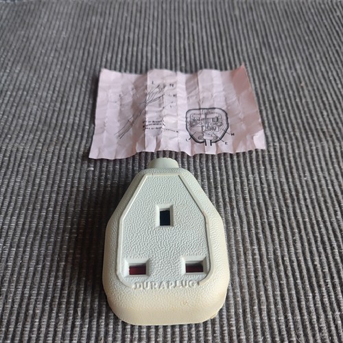 Vintage white duraplug amp - , 13