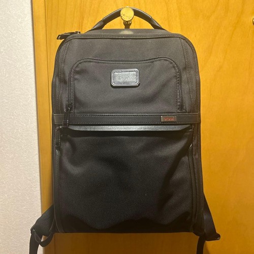 Good condition tumi alpha - tumi,