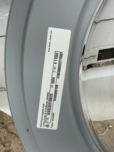 Bosch washing machine 8kg - washing,