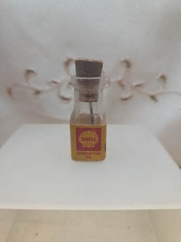 Vintage shell lubricating - lubricating, oil