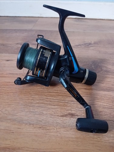 Rare vintage daiwa reel - rare,