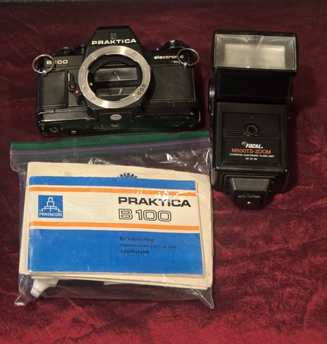 Vintage 35mm camera praktica - camera,