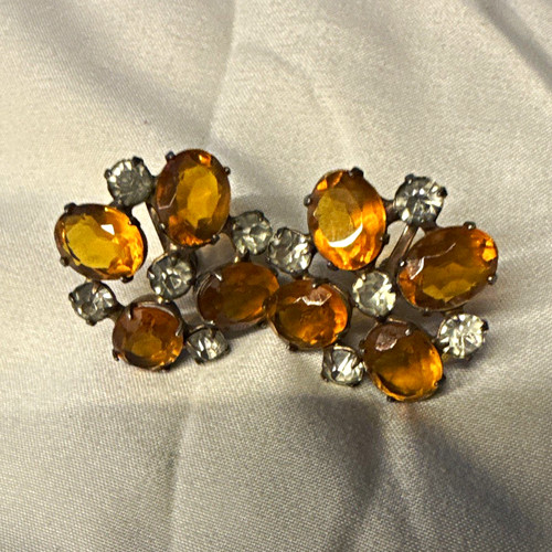 Vintage 1930s 1940s clip - 1930s,