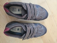 Clarks shoes size 1 1/2 F