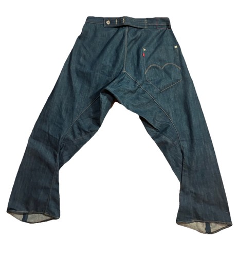 Levi 1st giant 10th - levi's,