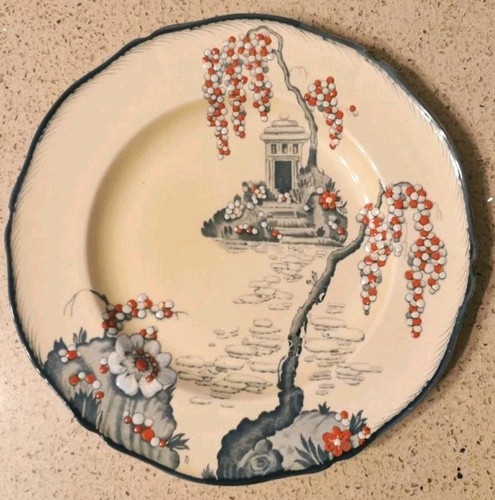 Royal venton ware plate - royal, hand