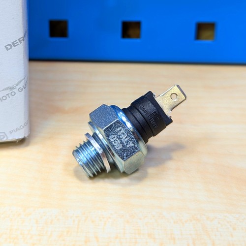 Oil pressure switch for - for, moto
