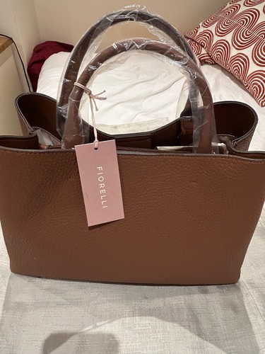 Bnwt brown fiorelli agatha - bnwt,