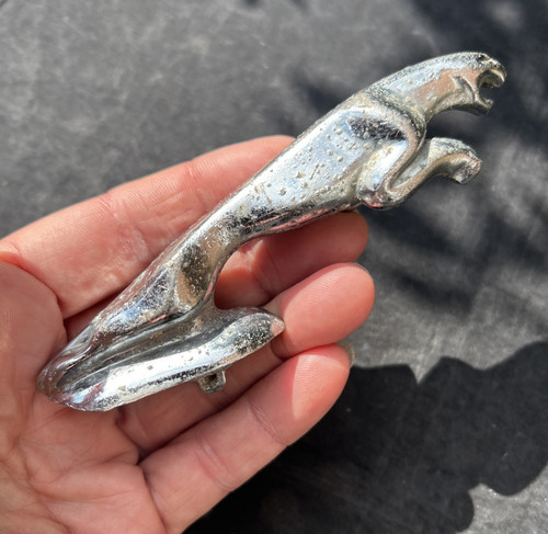 Jaguar chrome leaping - 5", cat