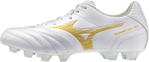 Mizuno soccer cleats - soccer,