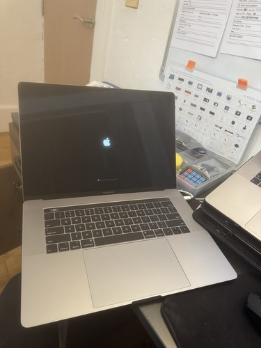 2018 apple macbook pro - apple,