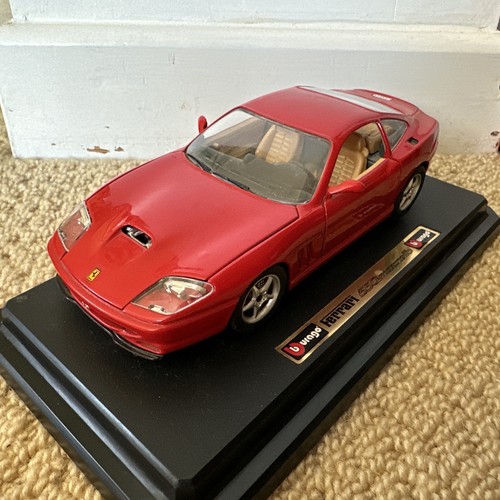 Burago 1564 scale ferrari - 1:24,