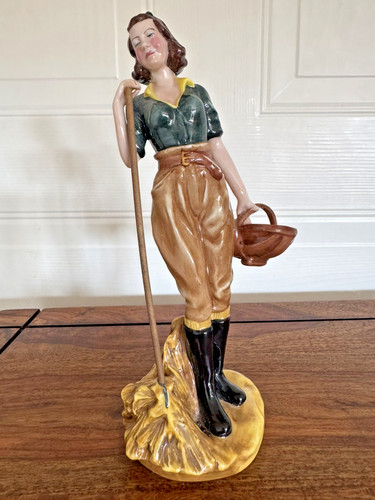 Royal doulton the land girl - royal,