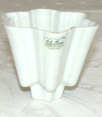 Shelley white jelly jello - white,