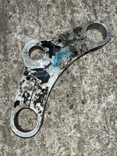 Upper fork yoke triple clamp - upper,