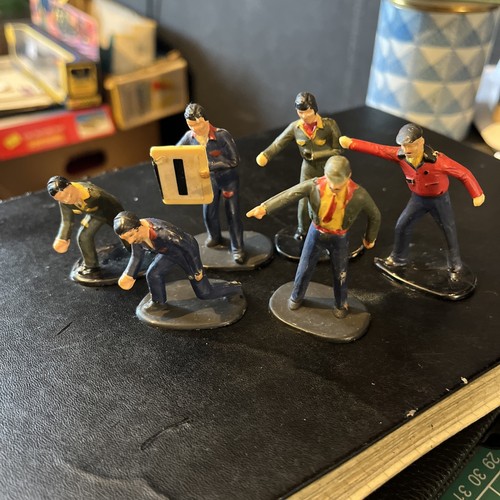 Scalextric pit crew - pit, &