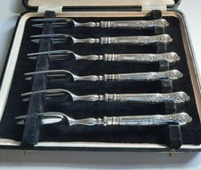 Cased set six vintage - cased,