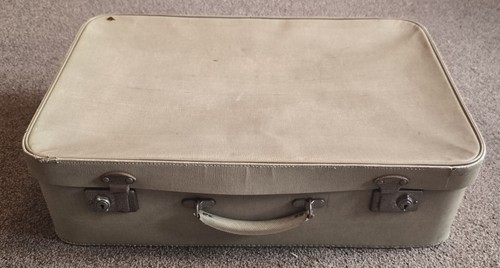 Vintage noton cream suitcase - vintage,
