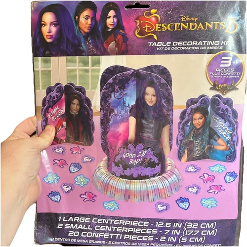 Descendants table decorating - table,