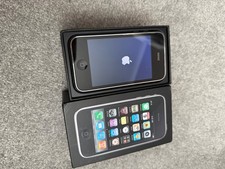 Apple iPhone 3GS - 16GB -